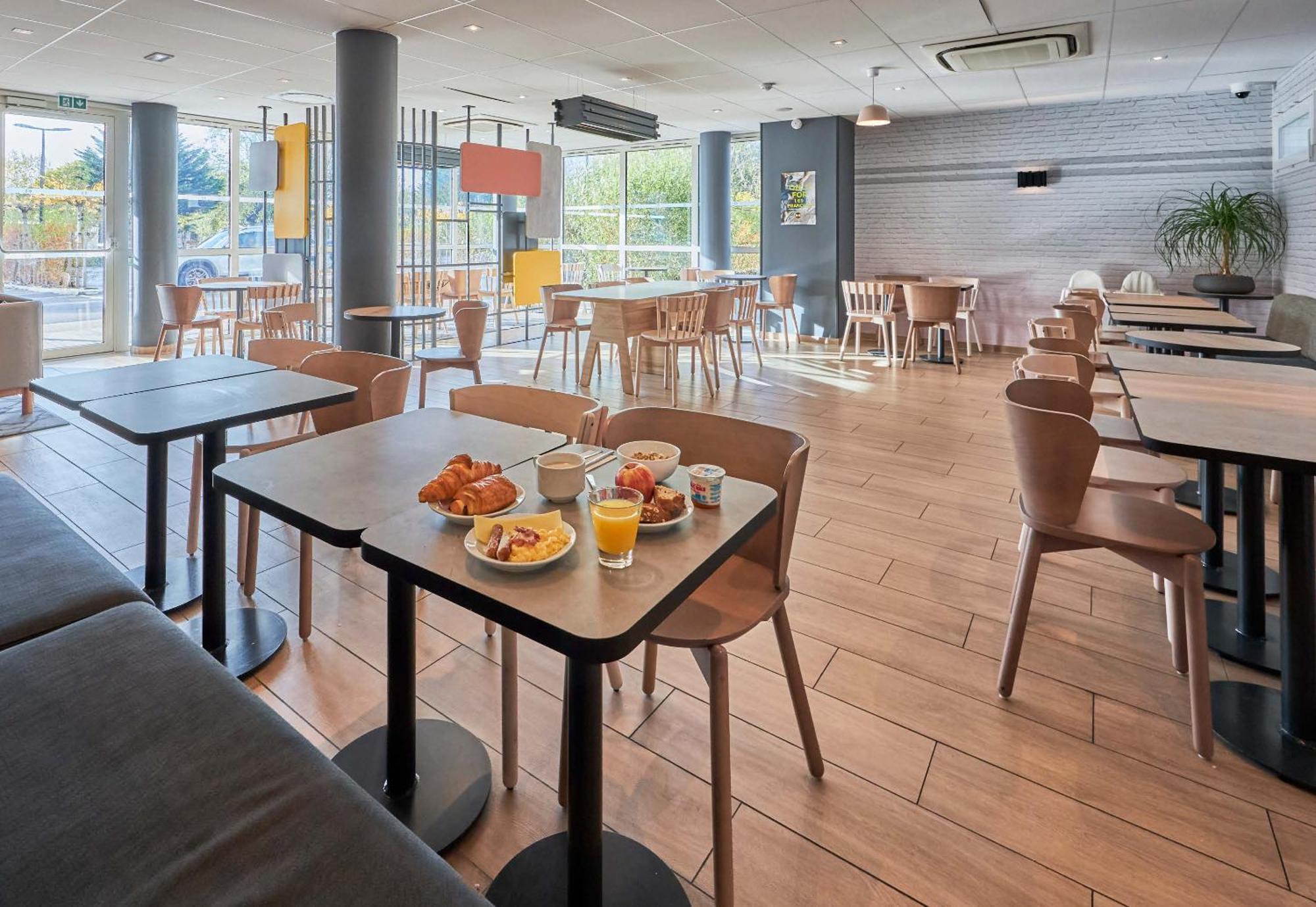 B&B Hotel Ouistreham Luaran gambar